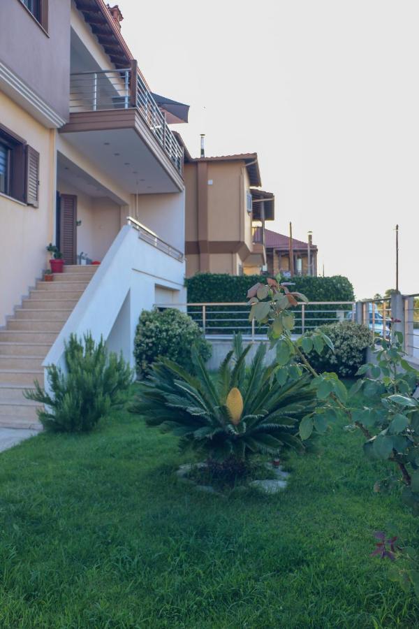 Milias Apartment'S Ierissos Exterior photo